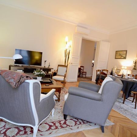 Champs Elysees باريس المظهر الخارجي الصورة